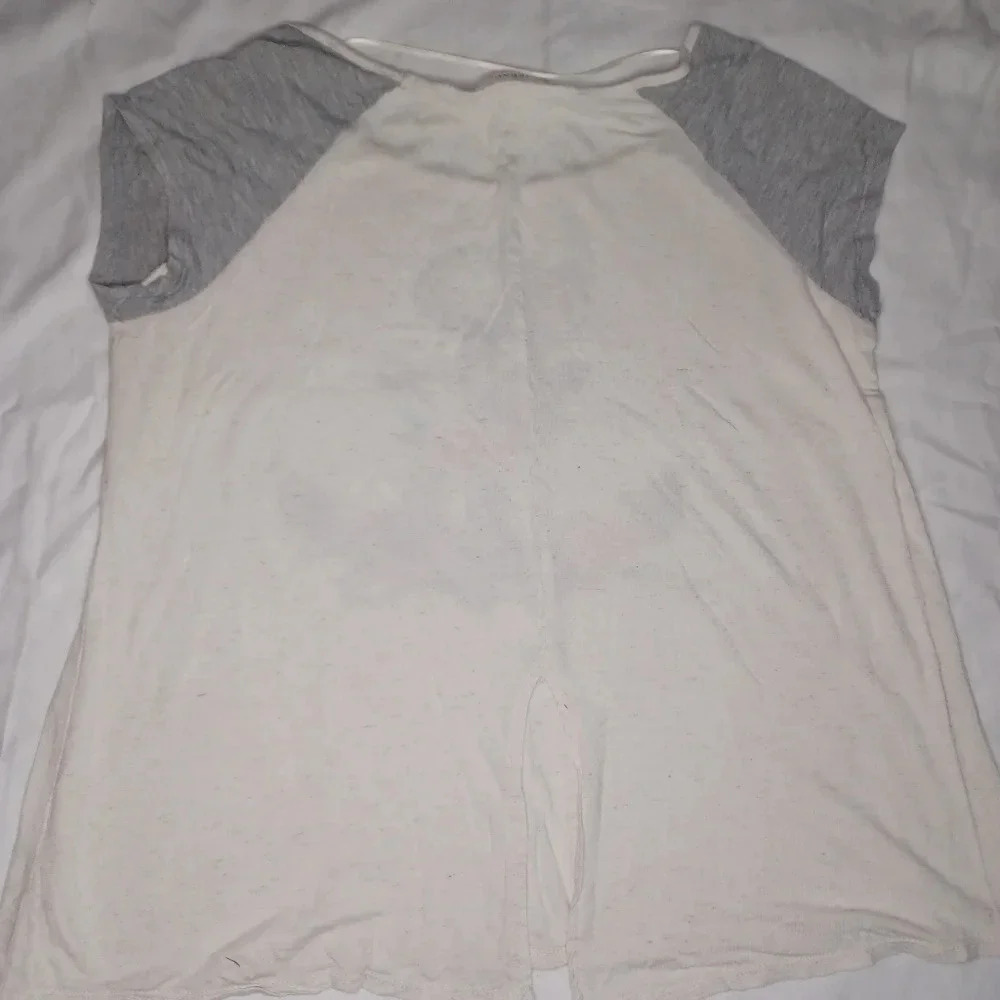Threads studio T-shirt - Picture 6 of 11